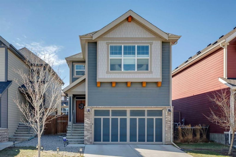 293 Masters Avenue SE, Calgary, Alberta