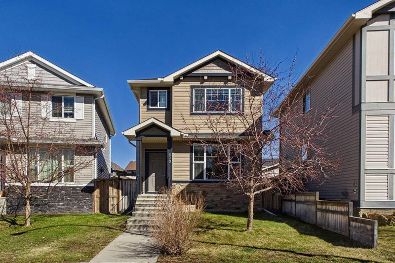 420 Cranberry Circle SE, Calgary, Alberta
