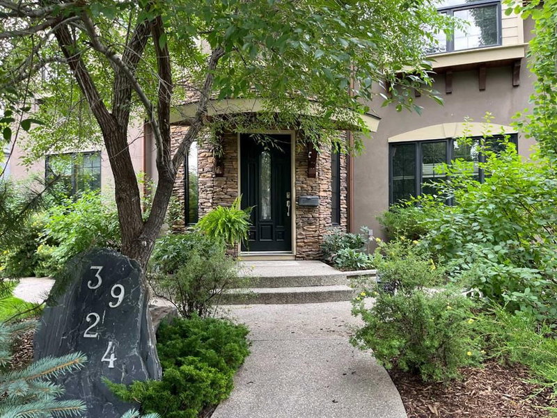 3924 15A Street SW, Calgary, T2T 4C7 | Image 2