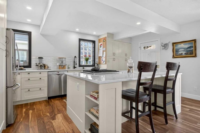 2131 Quentin Avenue SW, Calgary, T2T 6C4 | Image 2