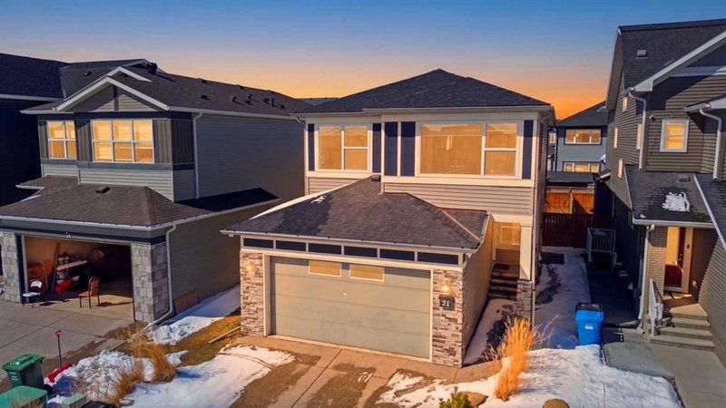 21 Savanna Green NE, Calgary, Alberta