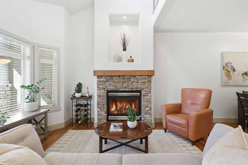 4014 Patricia Landing SW, Calgary, T2T 6P4 | Image 2