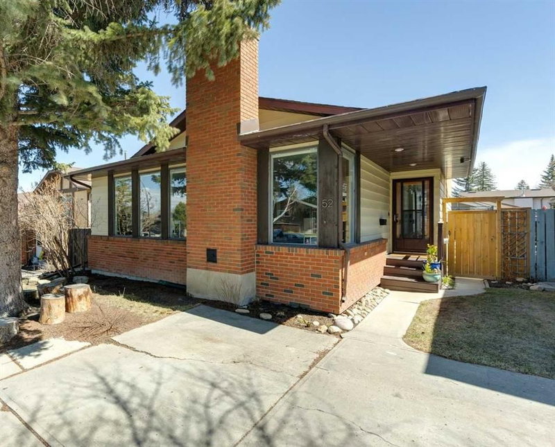 52 Beddington Circle, Calgary, Alberta