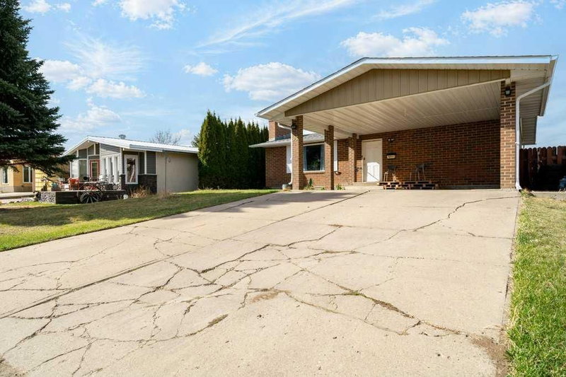 15 Currie Court SE, Medicine Hat, T1B 1R8 | Image 2