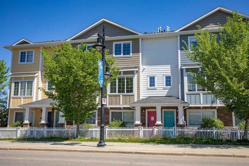 103 - 5210 Lakeshore Drive, Sylvan Lake, T4S 0M6 | Image 2