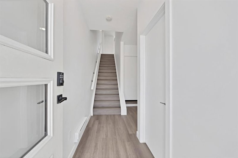 105 Panatella Square NW, Calgary, T3K 2R9 | Image 3