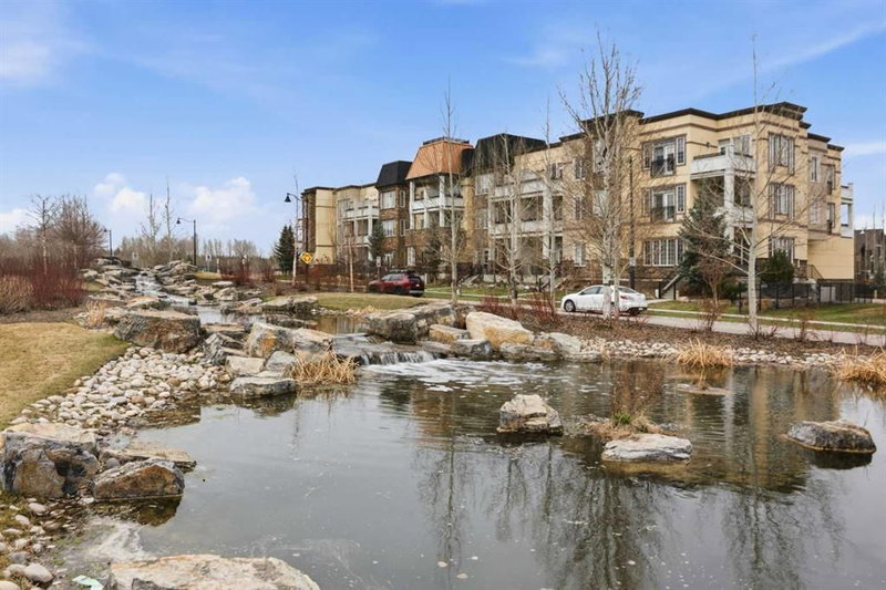 207 - 39 Quarry Gate SE, Calgary, T2C 5P4 | Image 2