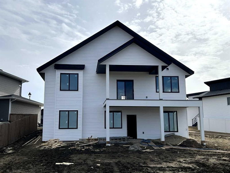 37 Maclean Close, Blackfalds, T4M 0H4 | Image 2