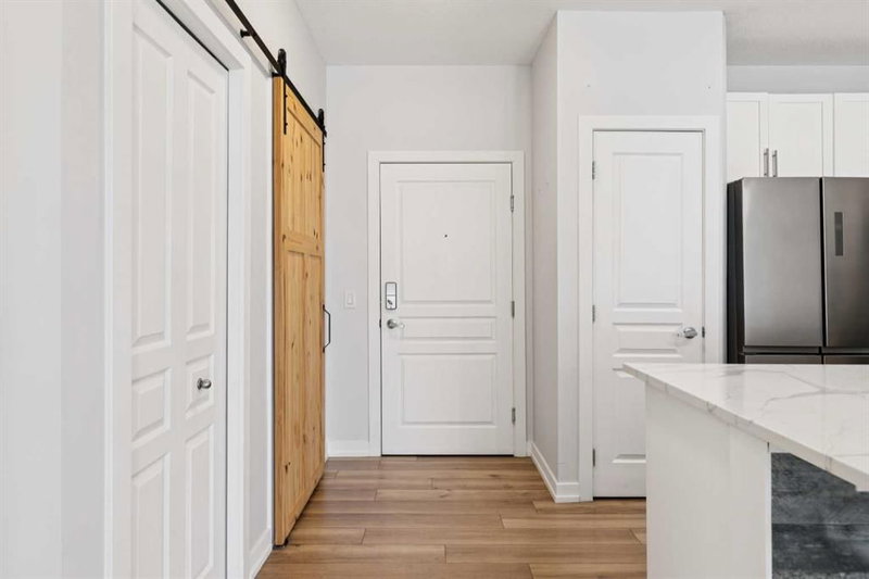 112 - 10 Panatella Road NW, Calgary, T3K 0V4 | Image 2