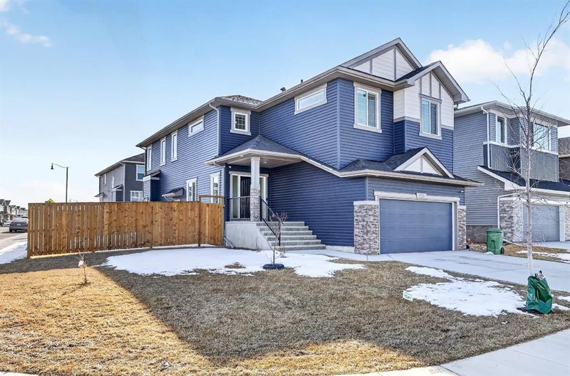 208 Dawson Circle, Chestermere, T1X 2R2 | Image 2