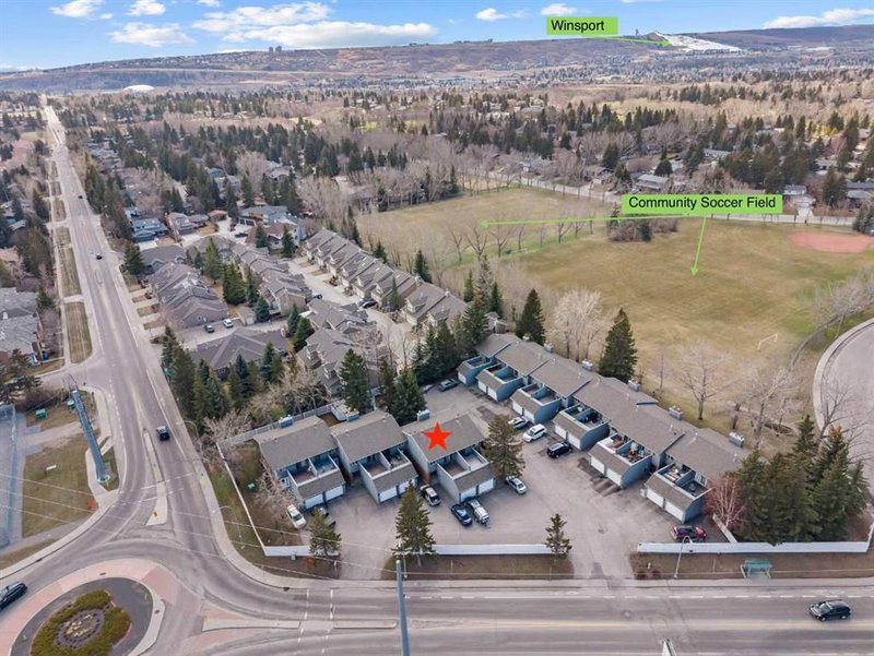 13 - 803 Varsity Estates Drive NW, Calgary, T3B 4W5 | Image 2