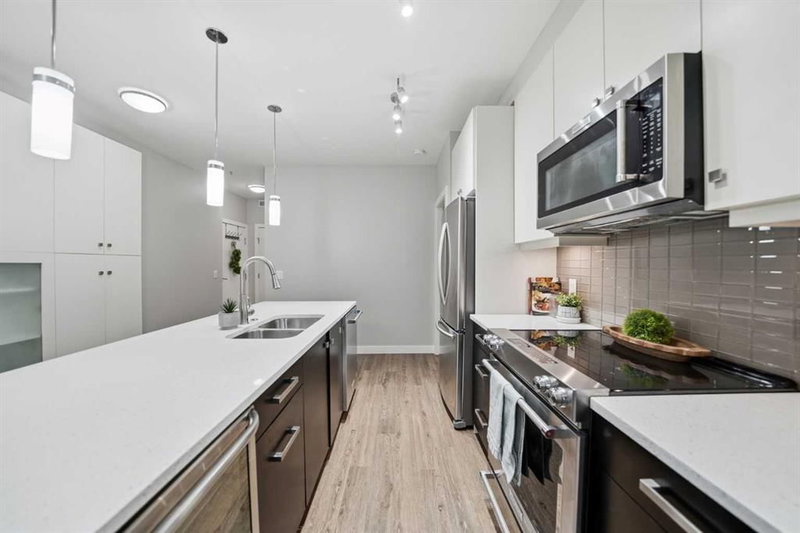 107 - 1720 10 Street SW, Calgary, T2T 3E8 | Image 2