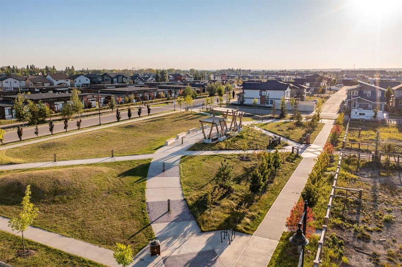 31 Tipping Avenue, Red Deer, T4P 0Y9 | Image 2