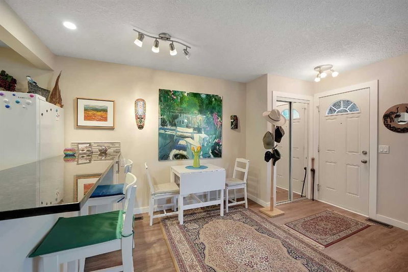 311 - 200 Brookpark Drive SW, Calgary, T2W 3E1 | Image 3