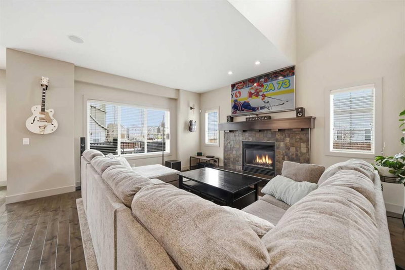 85 Mahogany Square SE, Calgary, T3M 0T4 | Image 3