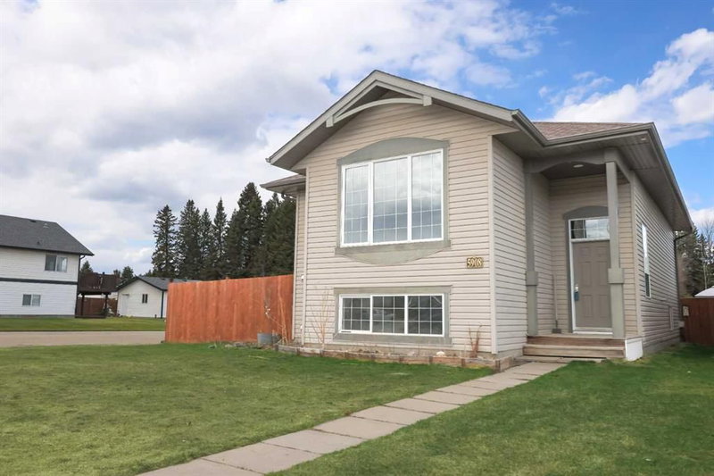 5908 44 Avenue, Rocky Mountain House, T4T 1W4 | Image 3