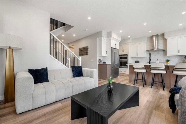 353 Seton Villas SE
