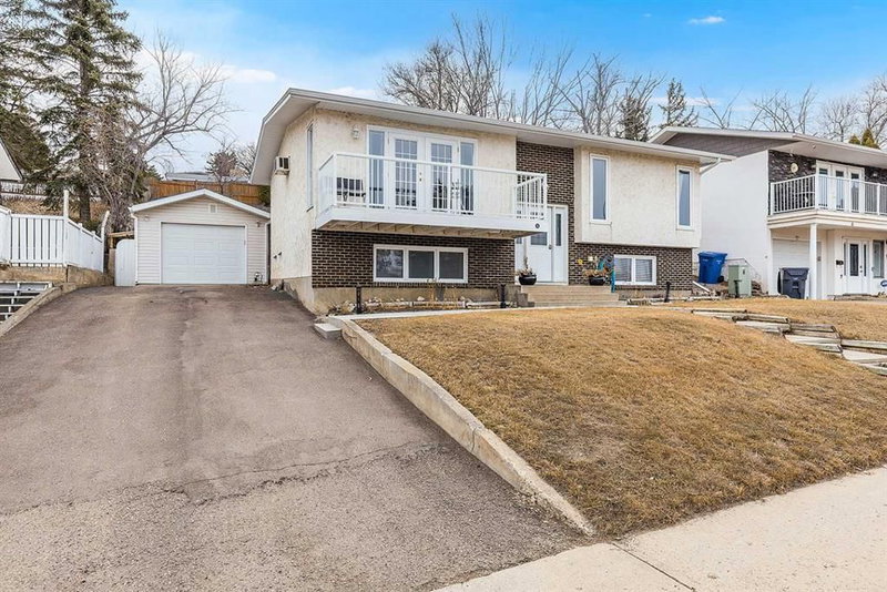 7 Valleyview Drive SW