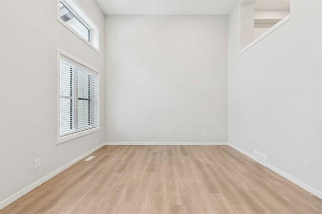 505 - 135 Mahogany Parade SE
