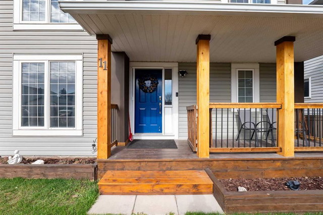 11 Woodside Circle