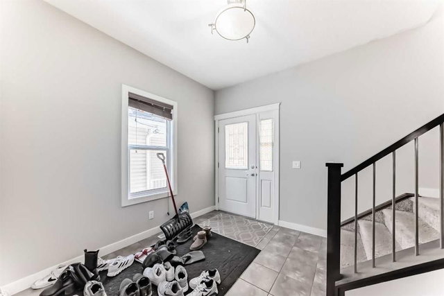 172 Redstone Park NE