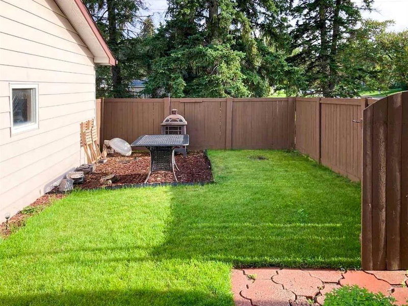 84 Waterloo Drive SW, Calgary, T3C3G1 | Image 3