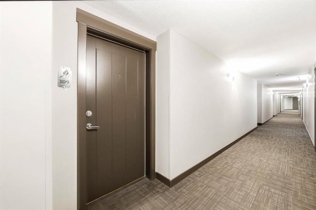 309 - 15 Aspenmont Heights SW