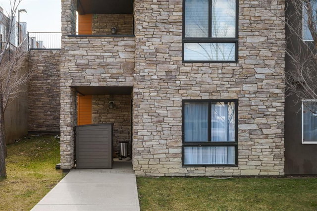 115 - 10 Kincora Glen Park NW