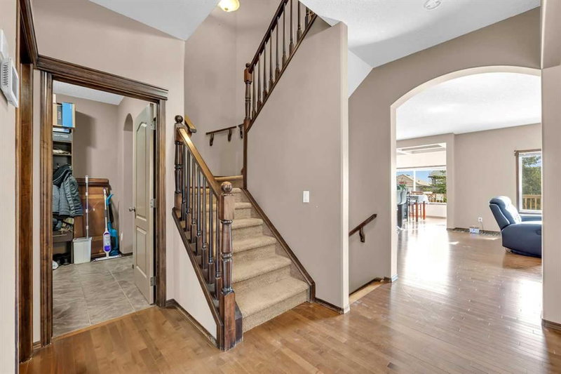 92 Everoak Close SW, Calgary, T2Y0C3 | Image 3