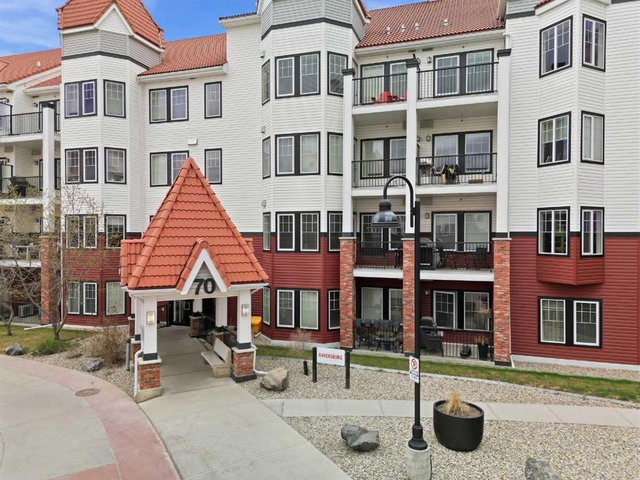 306 - 70 Royal Oak Plaza NW