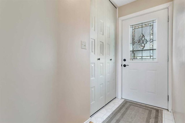 5728 57 Street Close
