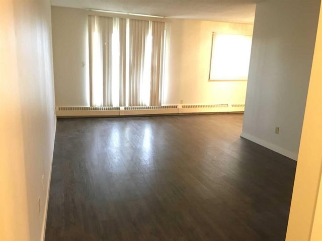 302 - 27 Bennett Street