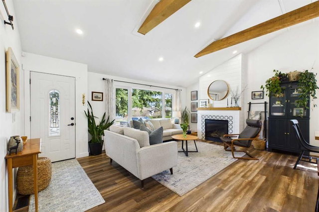 24 Henefer Road SW
