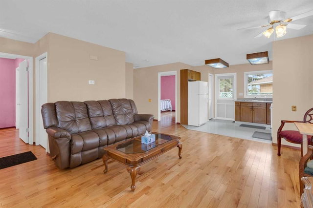 2831 Dovely Park SE