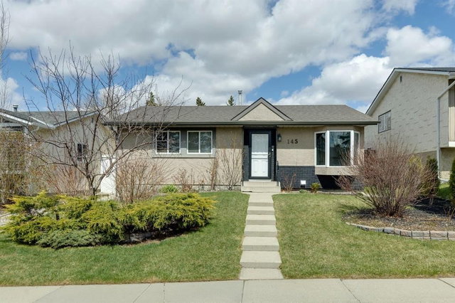 145 Alpine Crescent SE