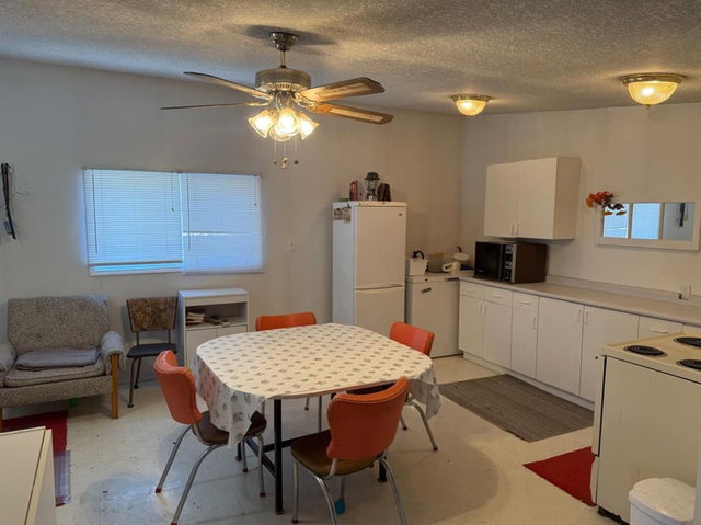 450 & 454 - 13221 Township Road