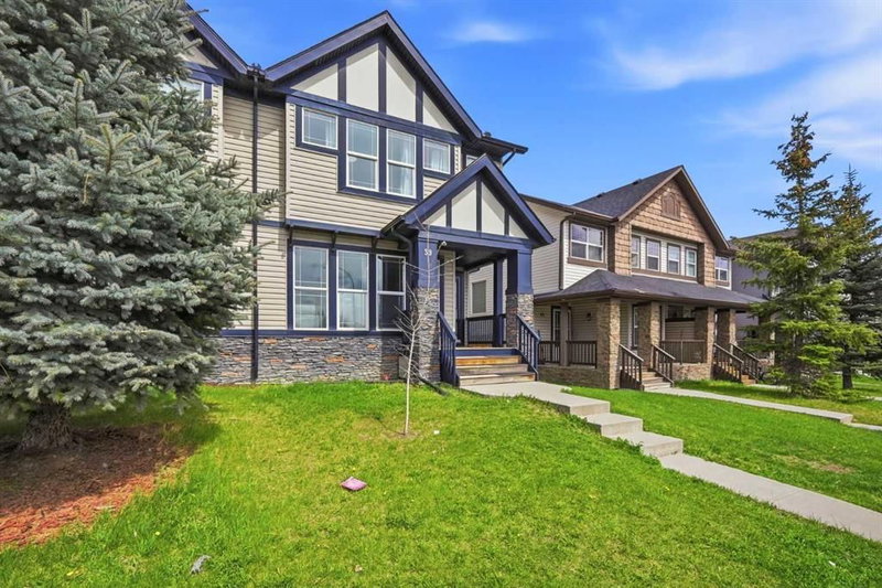 39 Panora Square NW