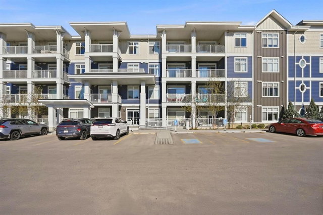 213 - 400 Auburn Meadows Common SE