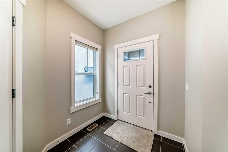 210 Stonemere Green