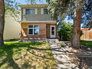 143 Erin Mount Place SE