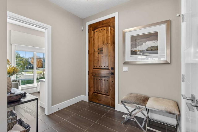 56 Cranbrook Landing SE