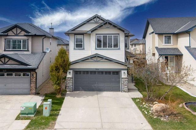 149 Royal Birch Crescent NW