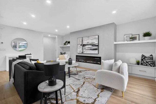739 Sabrina Road SW