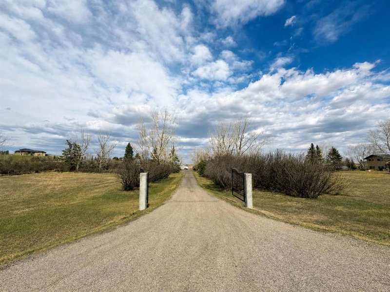 292234 Township Road 264