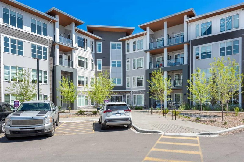 1317 - 681 Savanna Boulevard N, Calgary, T3J 5N9 | Image 2