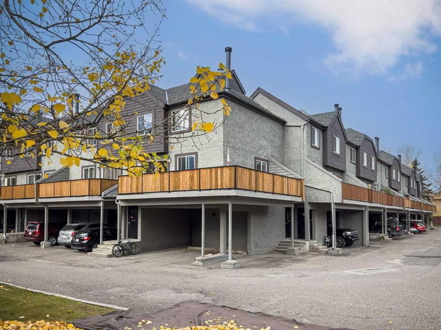 23 - 1119 Railway Ave