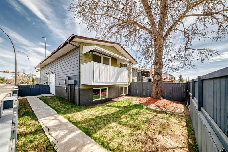 Recently sold home in Forest Lawn