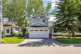 17 Sunset Crescent