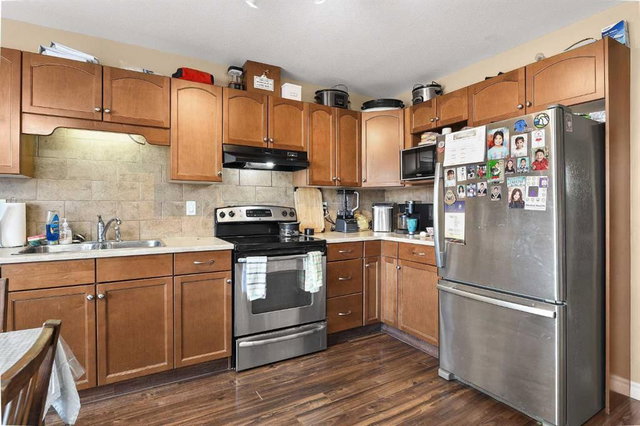 11212 Pinnacle Drive