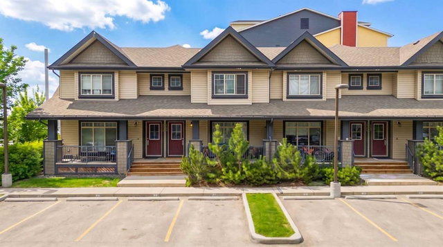 1311 - 121 Copperpond Common N